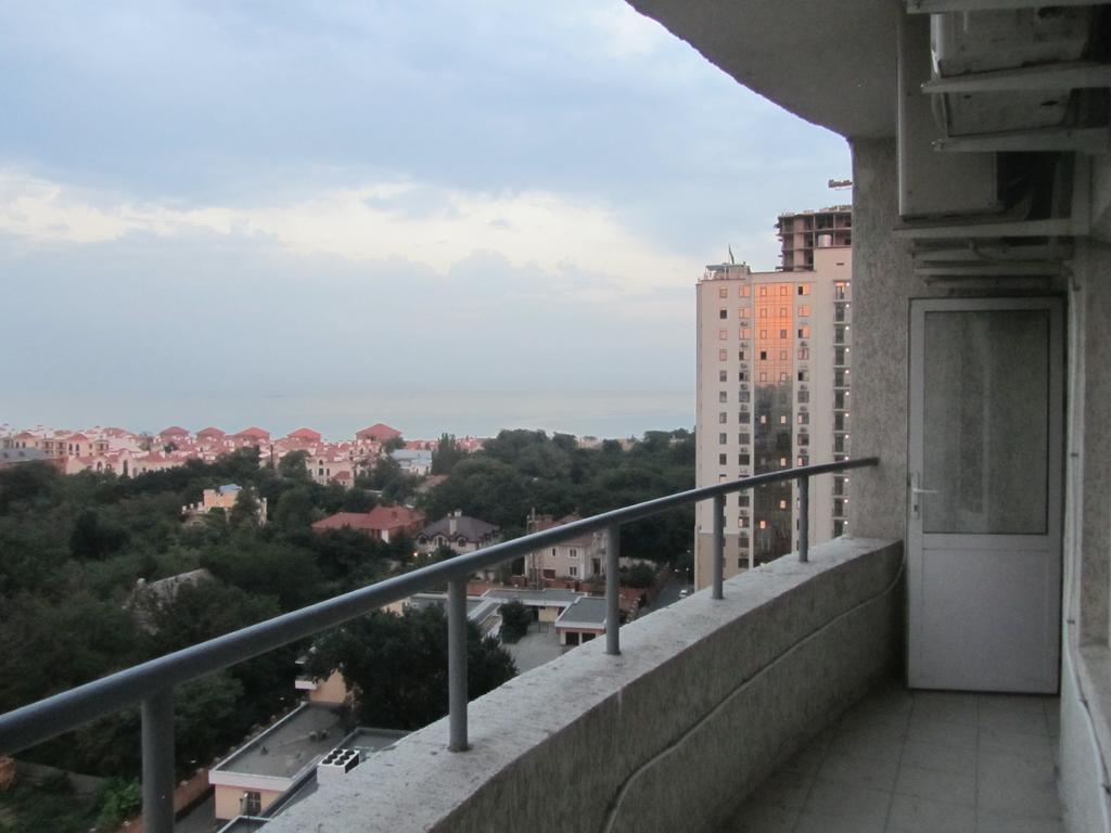 Apartments On Henuezskaya 5 Odessa Eksteriør bilde