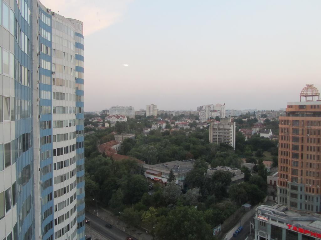 Apartments On Henuezskaya 5 Odessa Eksteriør bilde